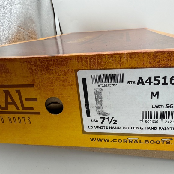 Corral hand painted and tooled high c own oy boots - Picture 2 of 7